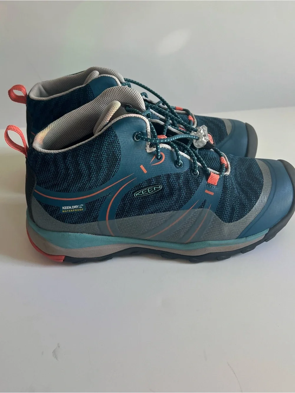 KEEN Kids Hiking Boots